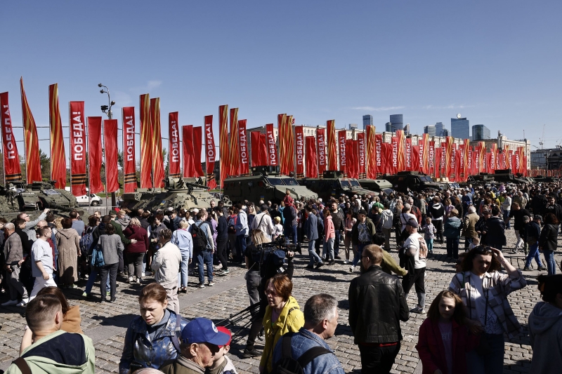 Выставка трофейного вооружения и техники на Поклонной горе