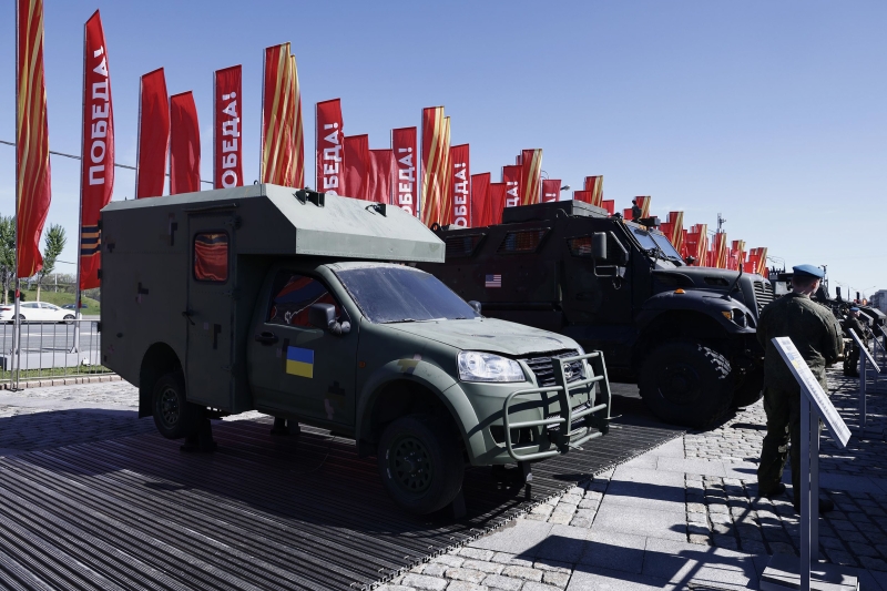 Выставка трофейного вооружения и техники на Поклонной горе