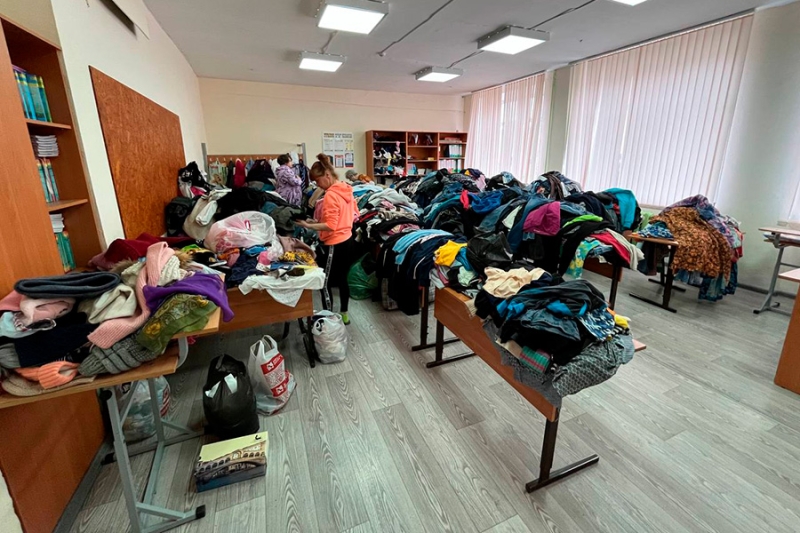 «Взяли попугая, деньги и убежали»: репортаж РБК из затопленного Орска