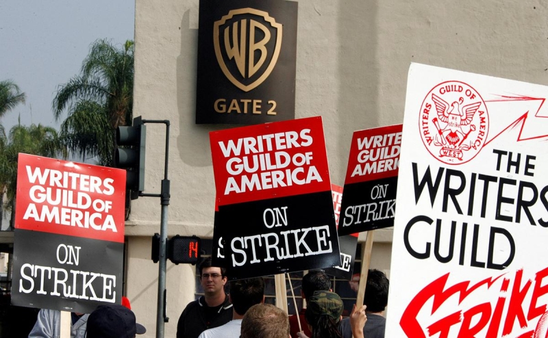 Warner Bros. и Paramount задумались о слиянии. Что это значит