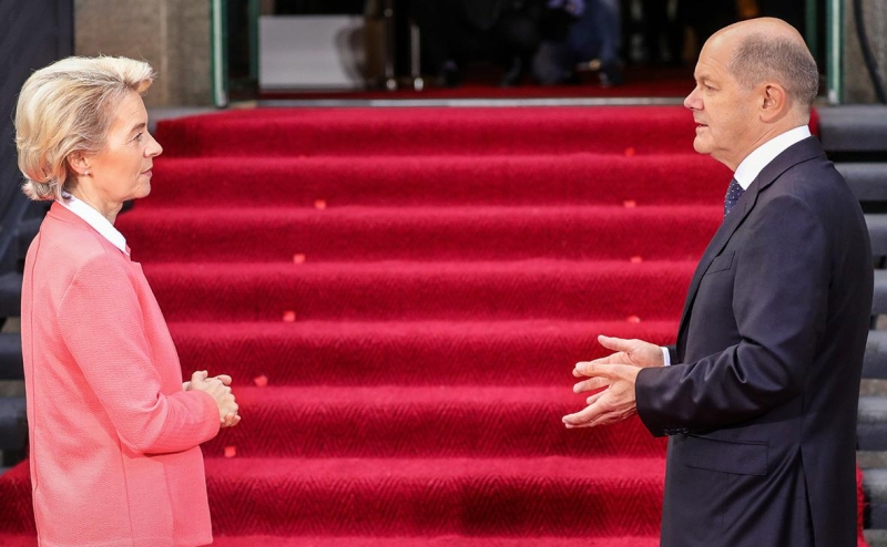 Welt узнал, что Шольц отверг кандидатуру главы ЕК на пост генсека НАТО