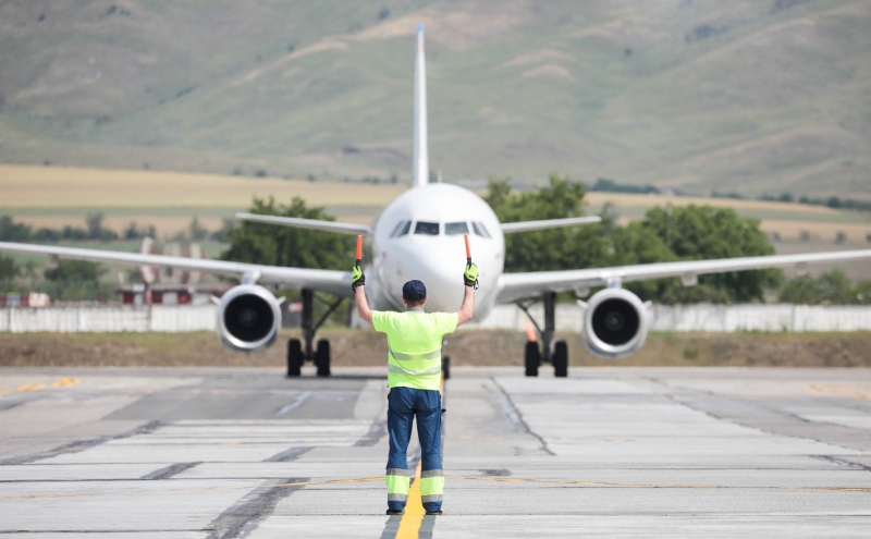 Welt узнала о полетах самолетов «олигархов» из России в обход санкций