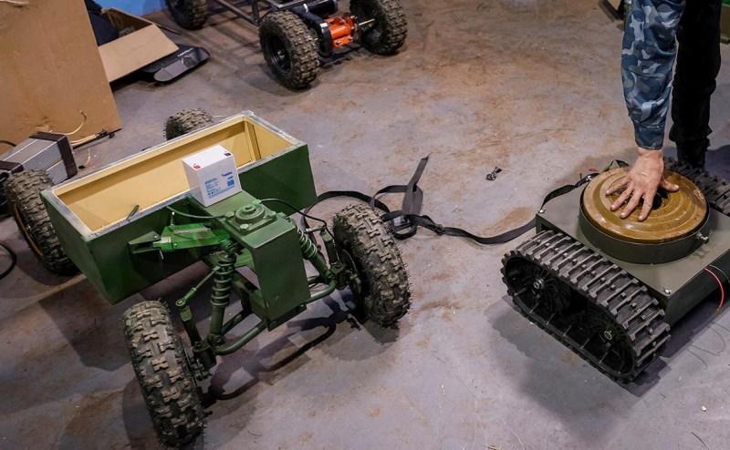 WSJ рассказала о планах Украины применить наземных боевых роботов