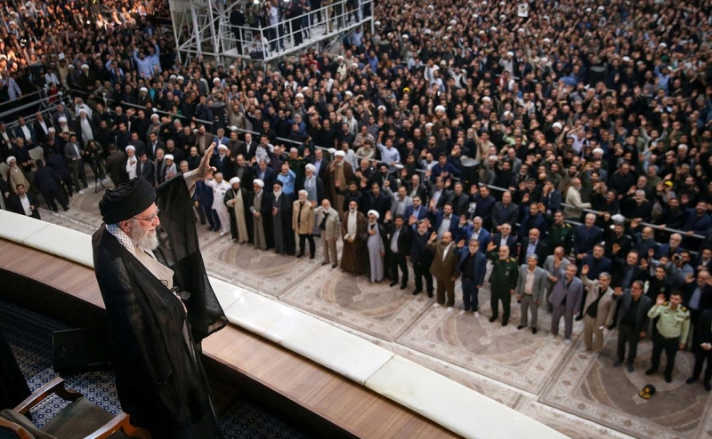 WSJ узнал, что Израиль не исключает даже аятоллу из своих возможных