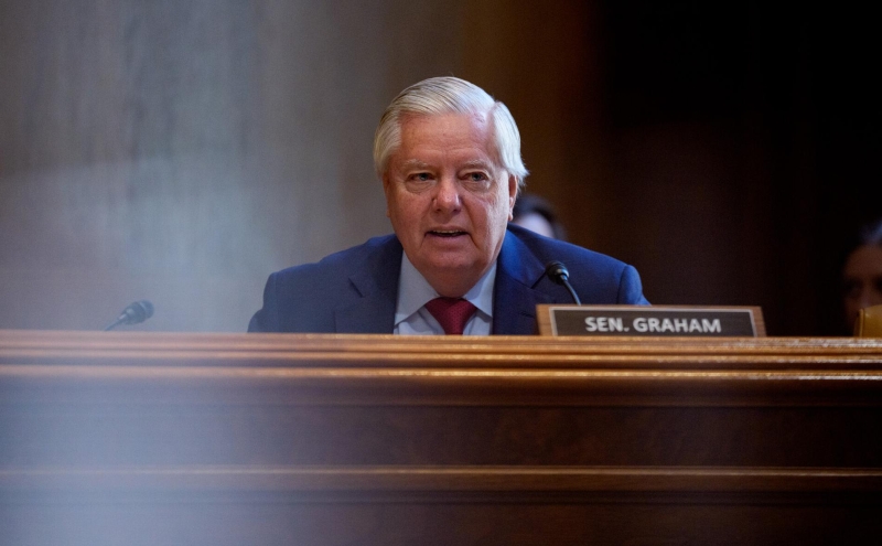 WSJ узнала, что команда Трампа давит на сенат из-за санкций против