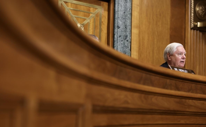 WSJ узнала, что команда Трампа давит на сенат из-за санкций против