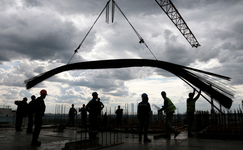 За год в России расторгли строительных госконтрактов на ₽1 трлн