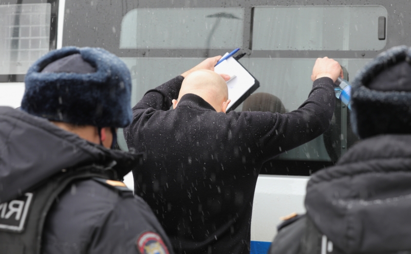 Задержанным в Москве оппозиционерам вменили нежелательную деятельность