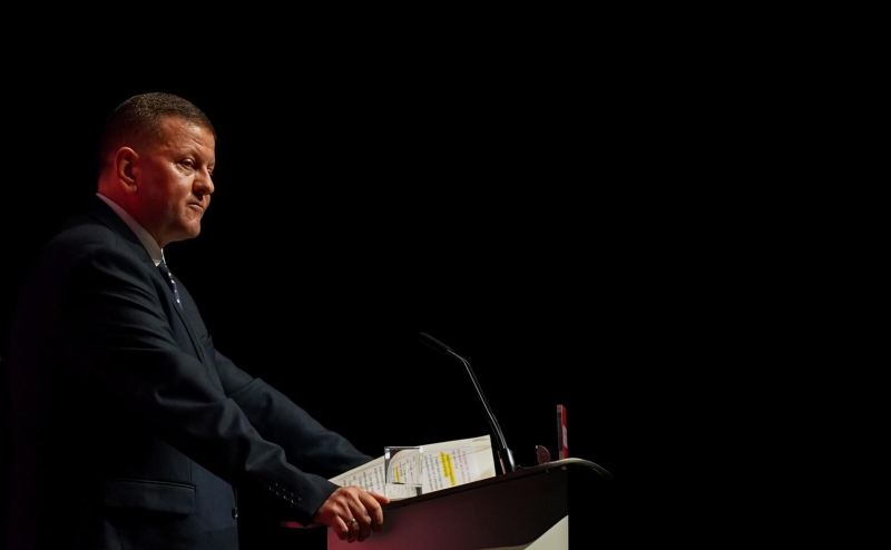 Залужный сообщил о отправке на учебу &laquo;будущих премьеров и президента&raquo;