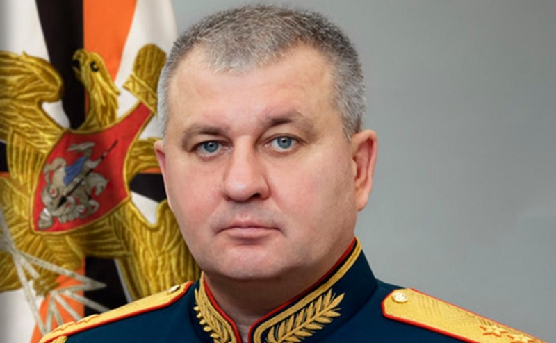 Замглавы Генштаба арестовали за взятку от гендиректора телефонного