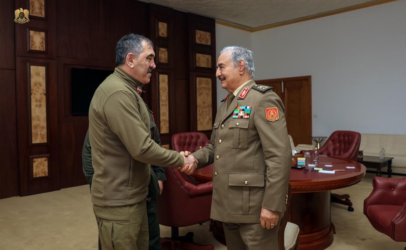 Замминистра обороны России приехал в Ливию и встретился с Хафтаром