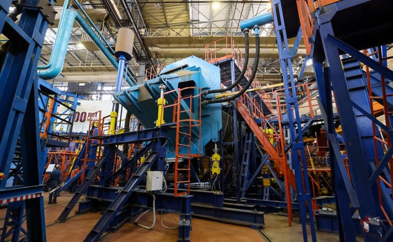 Замминистра промышленности Олег Бочаров перейдет в ОАК