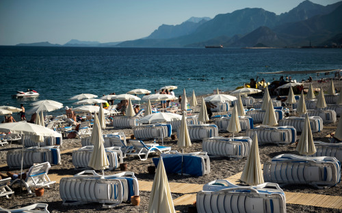 Запрет на полеты в Турцию и Танзанию. Что делать туристам