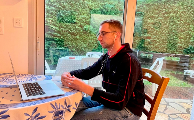 Защита заявила об отмене дела против показавшего записи пыток осужденных