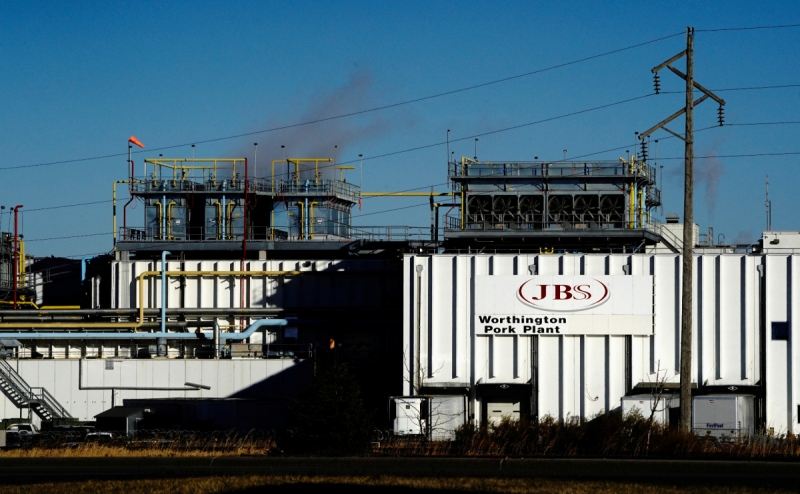 Заводы крупнейшего производителя мяса восстановили работу после атаки