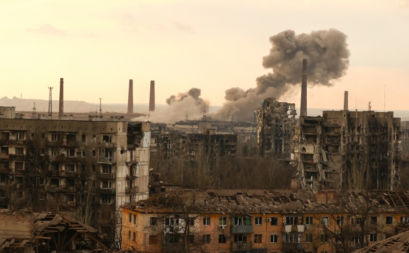 Зеленский анонсировал продолжение эвакуации гражданских с «Азовстали»