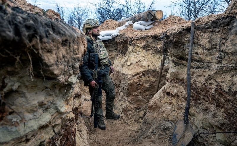 Зеленский и командование ВСУ отказались отходить из Артемовска