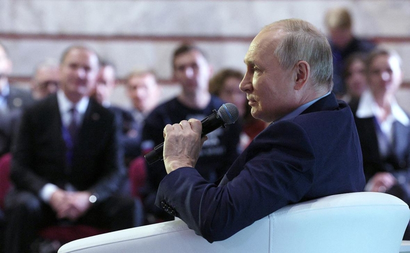 Зеленский издал указ об «исторически населенных украинцами» землях