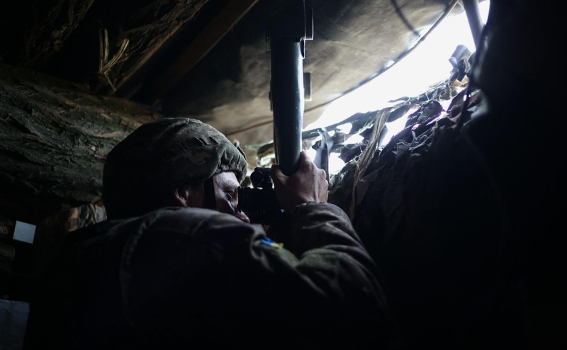 Зеленский назвал прекращение огня условием встречи с Трампом и Путиным