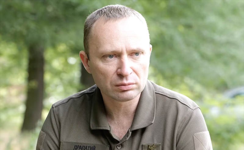 Зеленский переназначил ушедшего главу Сухопутных сил на новый пост