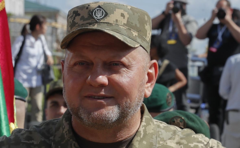 Зеленский пообещал построить укрепления от Донбасса до Западной