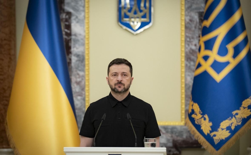 Зеленский поручил «активизировать все контакты» с Вашингтоном