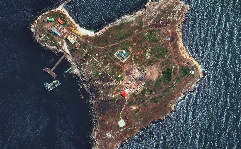 Зеленский посетил остров Змеиный