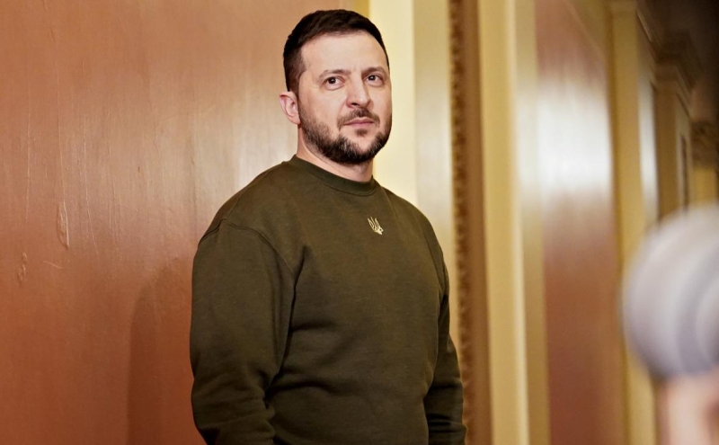 Зеленский предложил лишать гражданства украинцев с российским