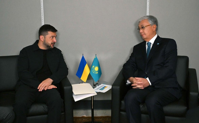 Зеленский рассказал о предложении Путину встретиться в Казахстане