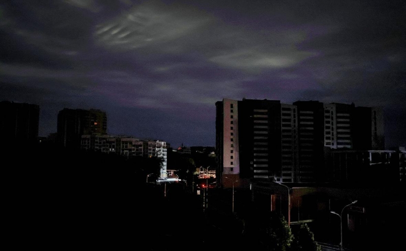 Зеленский сообщил о ракетном ударе по Кривому Рогу