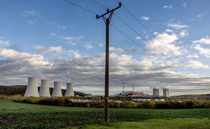 Зеленский сравнил угрозу Словакии со «вторым энергетическим фронтом»