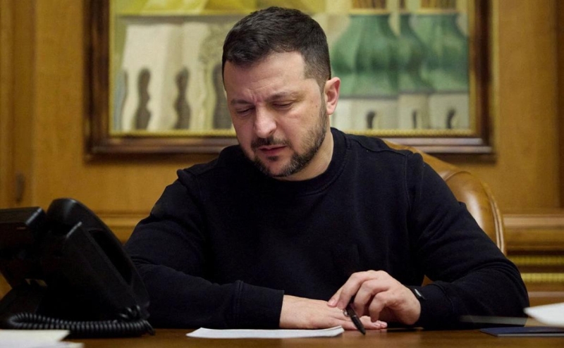 Зеленский заявил о готовности к переговорам с теми, «кто хочет мира»