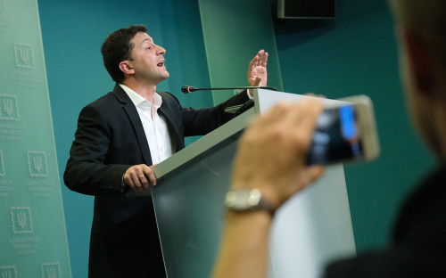 Зеленский заявил о &laquo;неприятном удивлении&raquo; из-за решения США о Nord Str