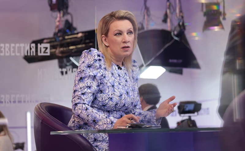 Зеленский заявил о сложном выборе для Киева из-за переговоров в