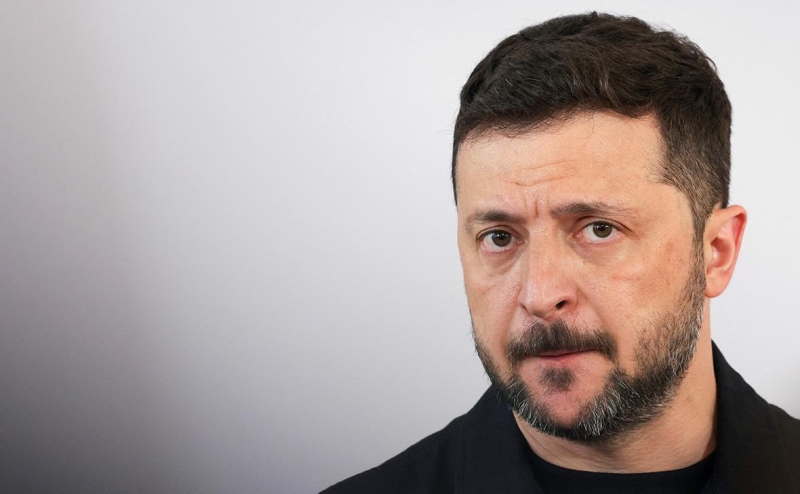 Зеленский заявил о сложном выборе для Киева из-за переговоров в