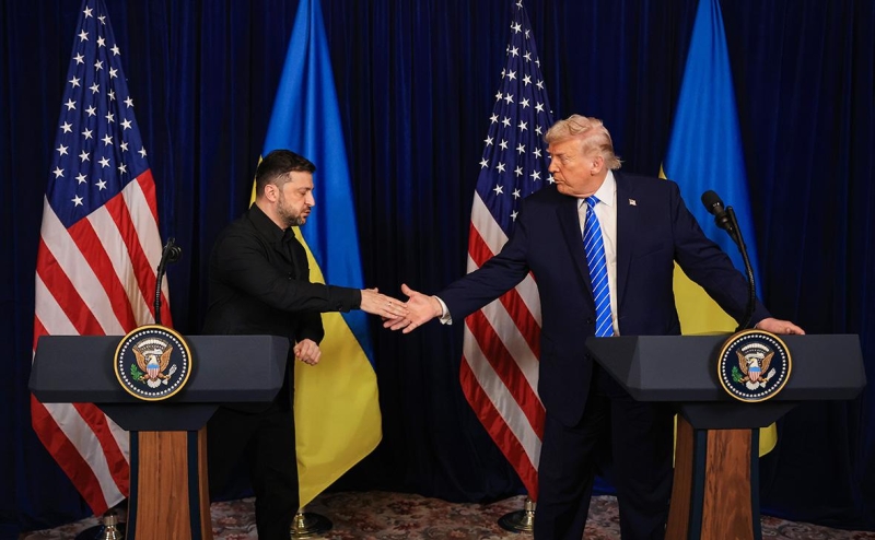 Зеленский заявил об обсуждении с Трампом размещения миротворцев из США