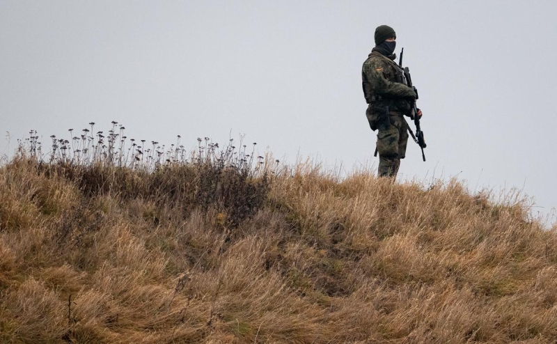 Зеленский заявил об обсуждении с Трампом размещения миротворцев из США