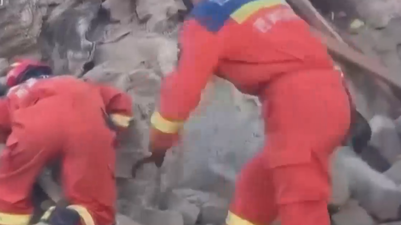 Землетрясение на юго-западе Китая. Видео