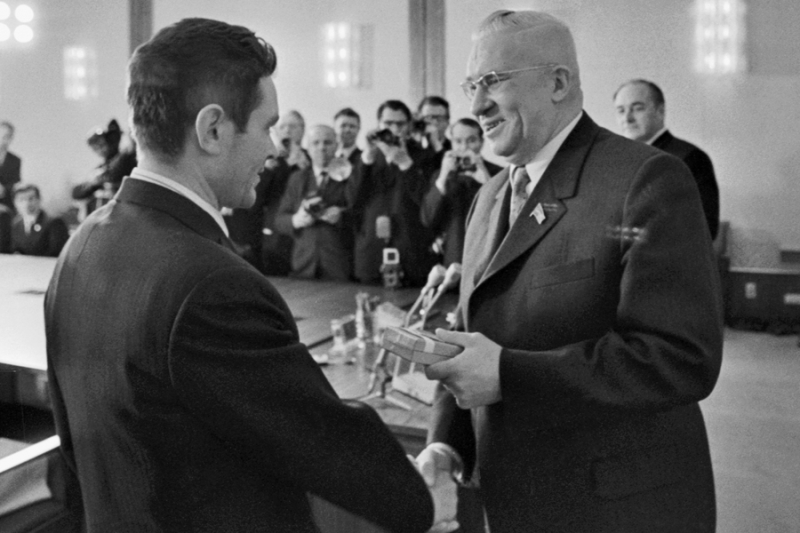 «Жарко на этом снегу». Чем запомнился легендарный лыжник Веденин