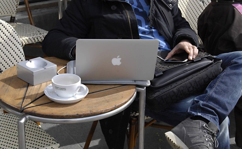 Желающих работать в подчинении у родственников стало меньше