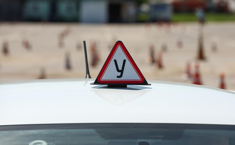 Желающим сдать на права разрешат не предъявлять медицинские справки