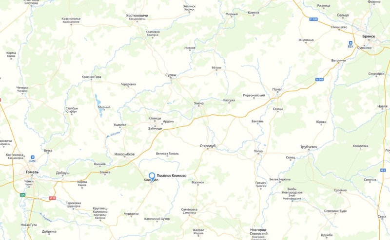 Женщина и ребенок погибли при обстреле поселка в Брянской области