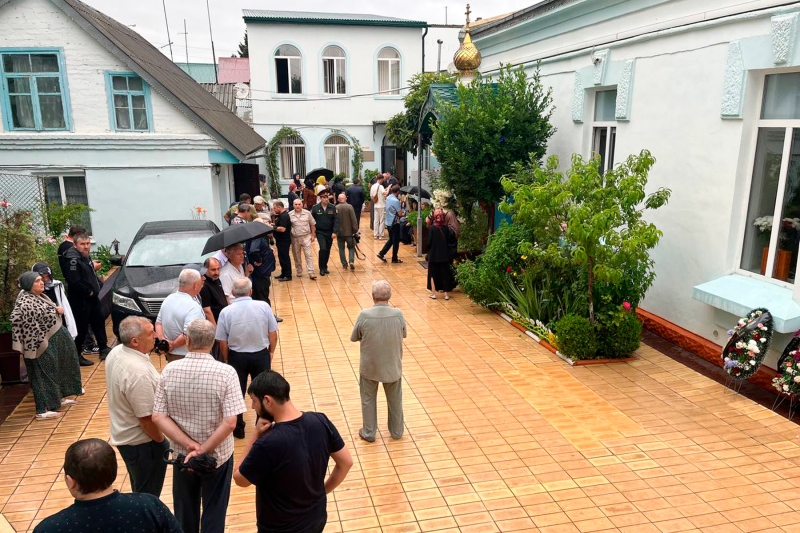 &laquo;Животного страха нет&raquo;: как живет Дербент после убийства священника