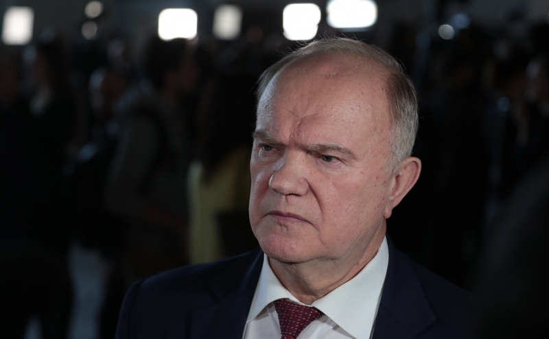 Зюганов рассказал, почему лег в больницу