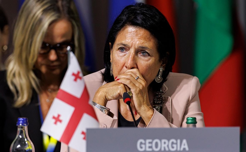 Зурабишвили дала «Грузинской мечте» неделю на назначение новых выборов